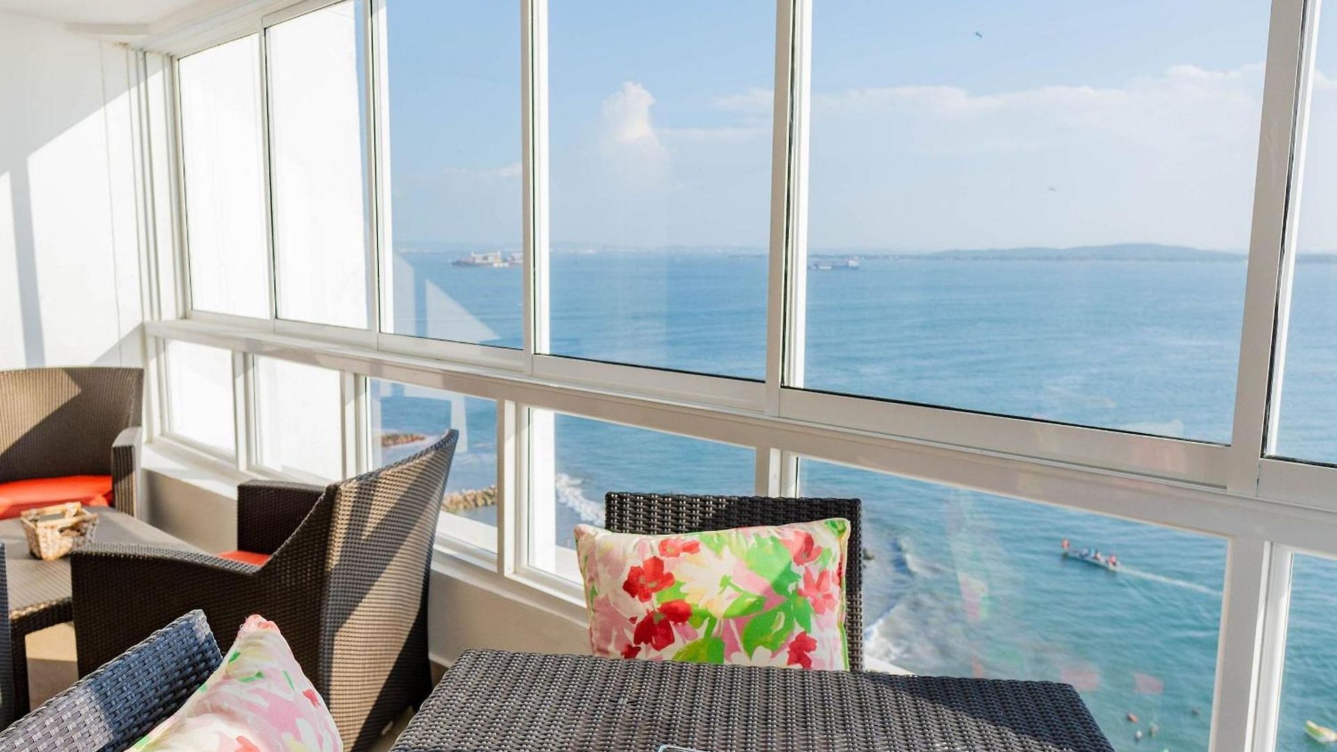 Apartamento U-go Playa Mar En El Laguito Con Vista Al Mar *