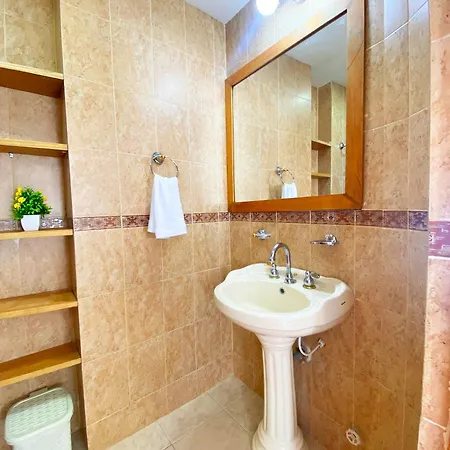 Apartamento U-go Playa Mar En El Laguito Con Vista Al Mar